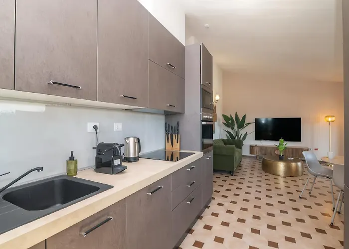 La Dolce Teodoro - Spacious Family Near Beaches&center Сasa de vacaciones