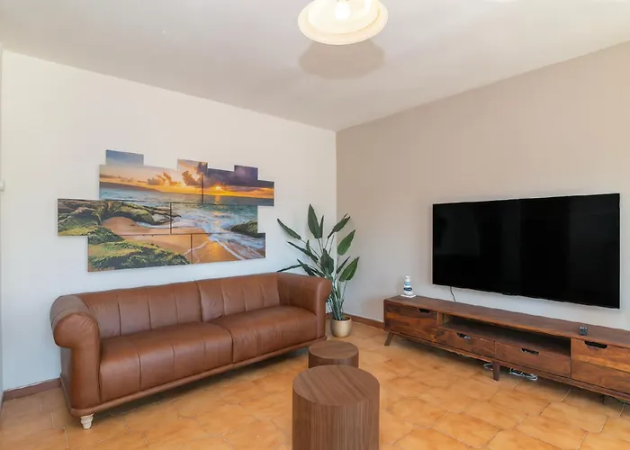 La Dolce Teodoro - Spacious Family Near Beaches & Center Ferienhaus *